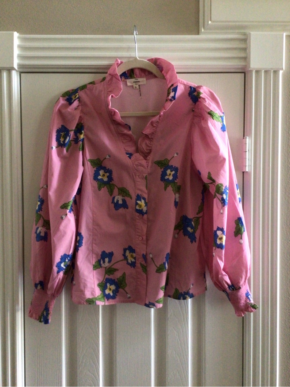 entro Pink Floral Ruffle Blouse - Picture 2 of 2